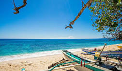 Pantai Paal Dengan Keindahan Di Penuhi Wisatawan Manado